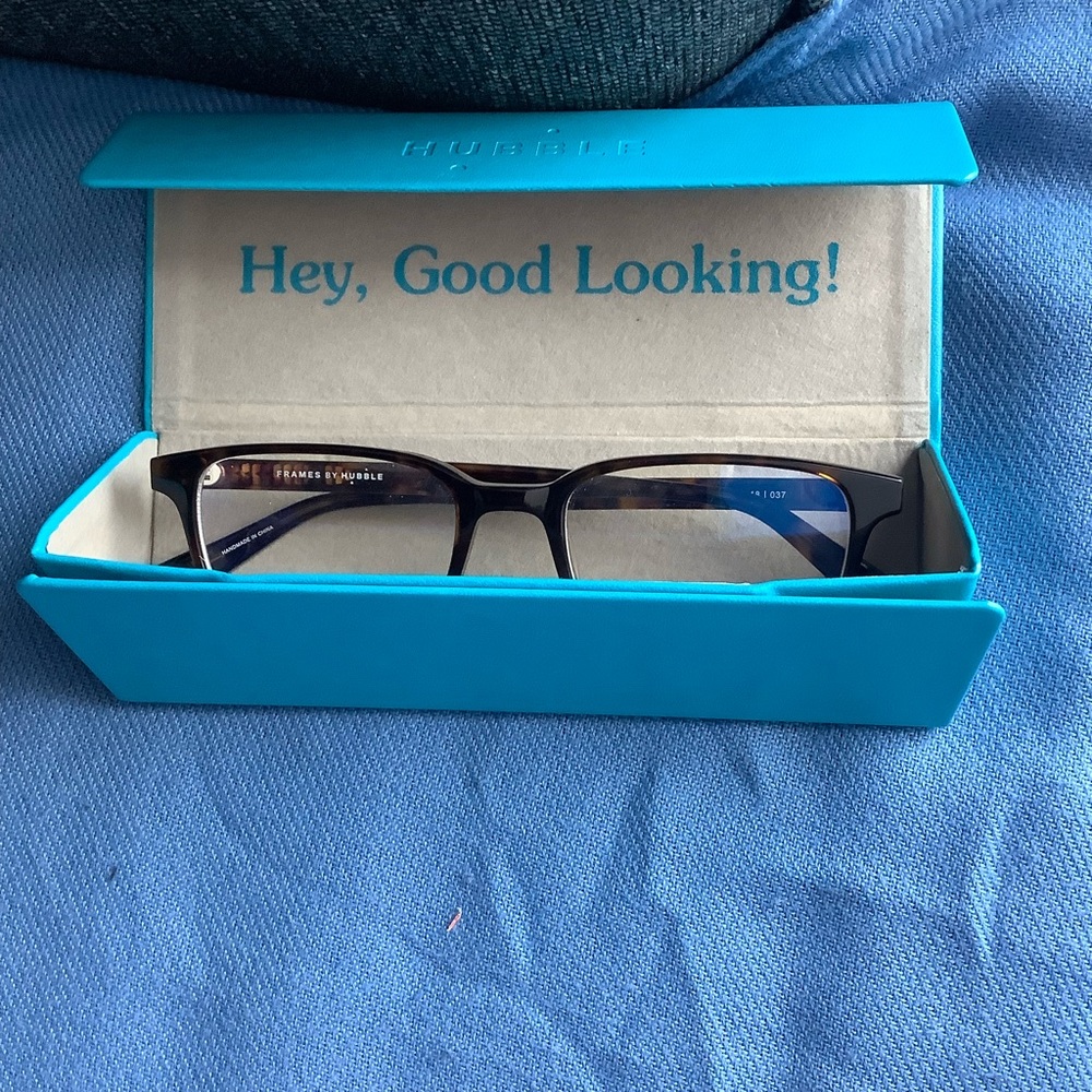 Hubble Eyeglasses with case 50-13/037